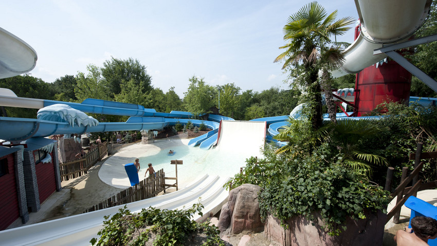 Ihr Familienhotel am Gardasee mit 5 Sternen Ihr Familienhotel am Gardasee mit 5 Sternen