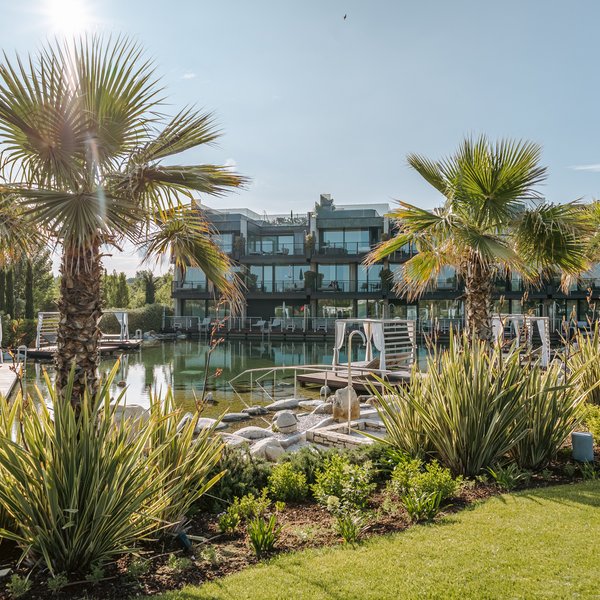 Vues de l’hôtel à Lazise au lac de Garde