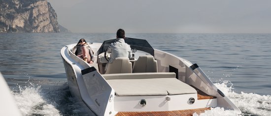 Sportbootführerschein am Gardasee - Kombinieren Sie Erholung und Abenteuer.