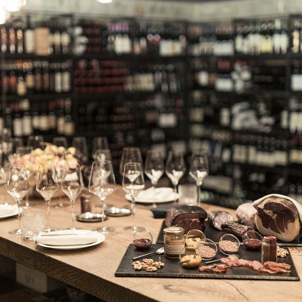 Insights into our hotel in Lazise at Lake Garda Insights into our hotel in Lazise at Lake Garda