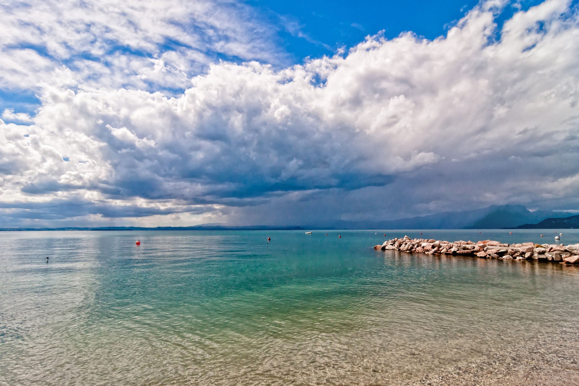 Ihr Hotel mit Seeblick am Gardasee